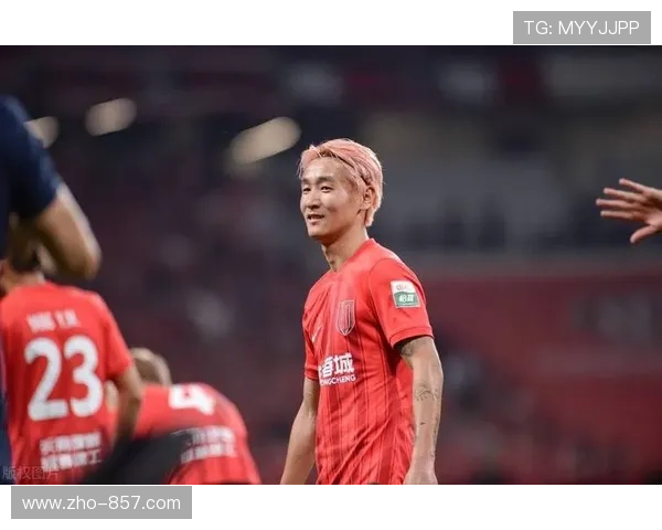 韦世豪蓉城一役攻防表现活跃 多次关键对抗展现个人能力